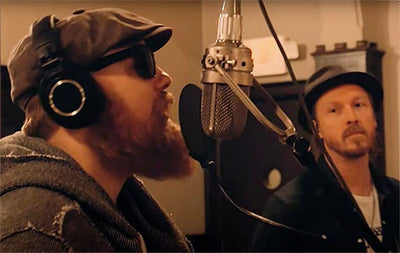 Music Friday: Duo Promises Gifts of Jewelry in Sam Cooke's ‘Bring It on Home to Me’