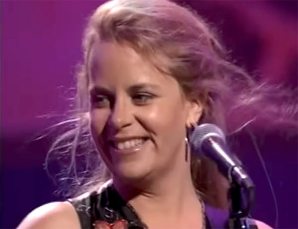 Music Friday: Mary Chapin Carpenter Puts Her Ring Back on in This 2010 Ballad