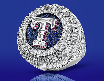 Texas Rangers Share Thrill of World Series Bling With 15,000 Devoted Fans