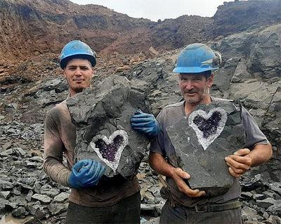 Uruguayan Miners Score 'Once-in-a-Lifetime' Amethyst Geode in Shape of Heart