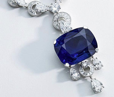 Nearly Perfect 118-Carat Sapphire May Fetch $4.5MM at Phillips’ Hong Kong Sale