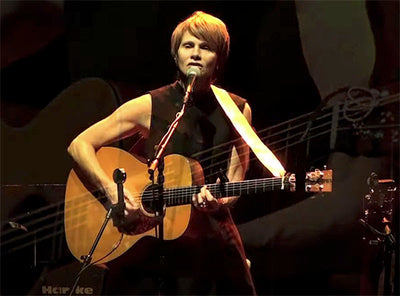 Music Friday: Shawn Colvin Finds Her Voice in 1989's 'Diamond in the Rough'