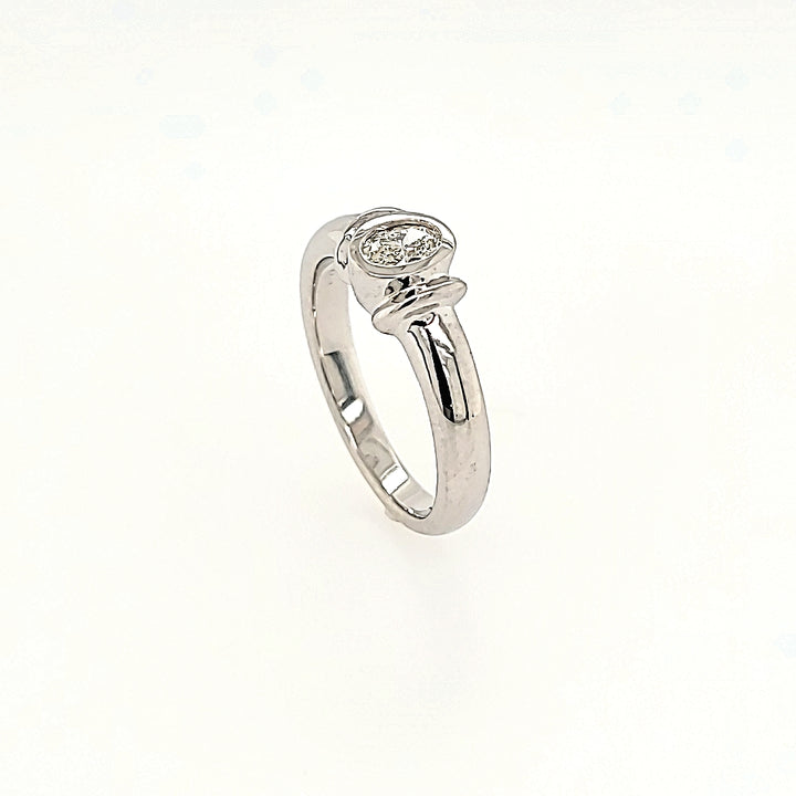 Diamond Solitaire Ring in 14k Gold