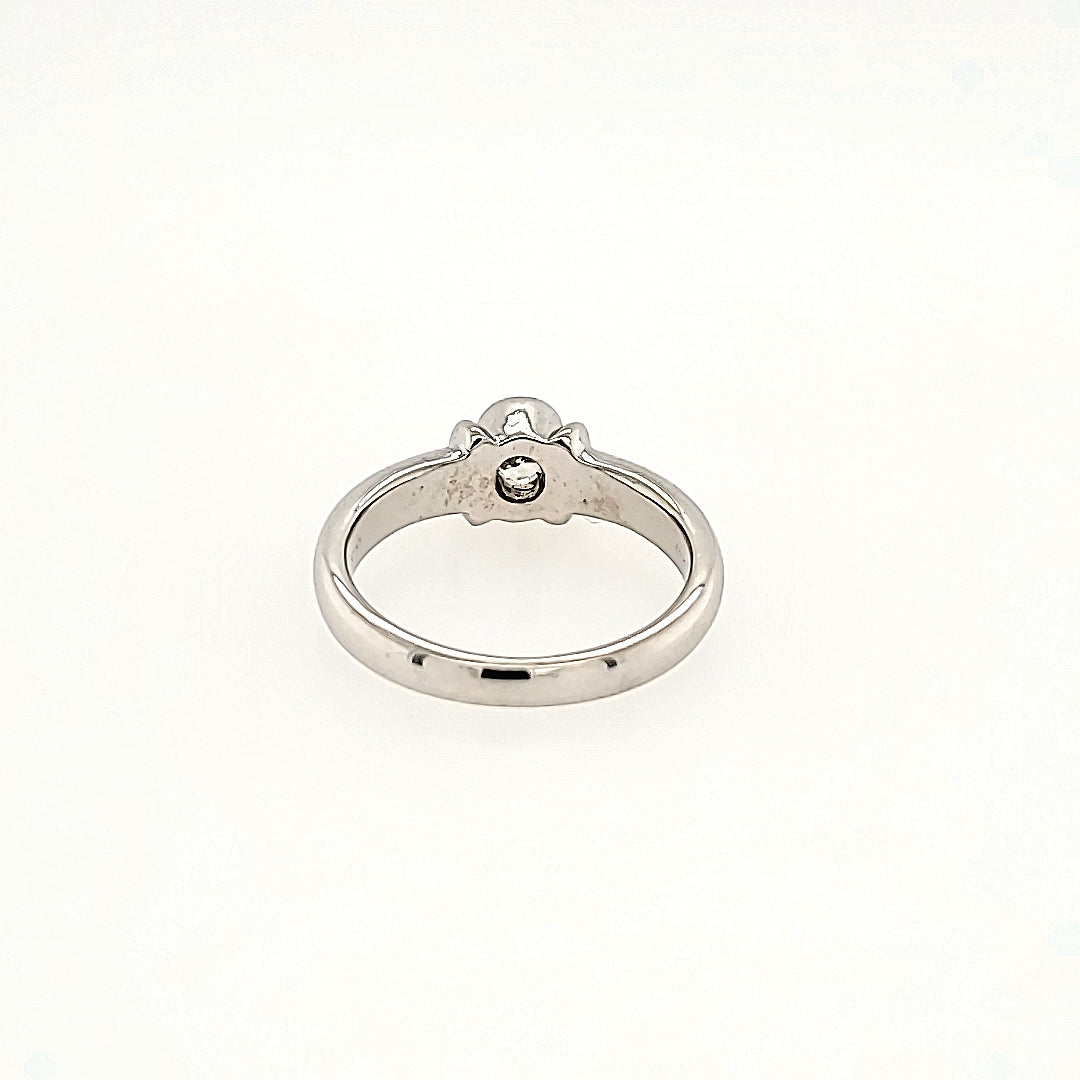 Diamond Solitaire Ring in 14k Gold