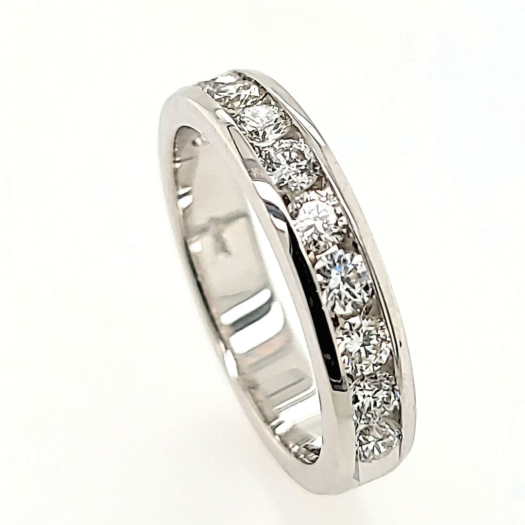 0.75ct Diamond Channel Band in 14k Gold