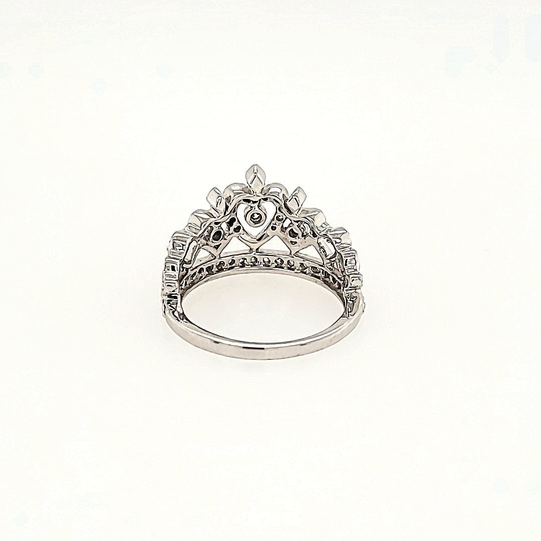 Crown Diamond Ring in 14k Gold