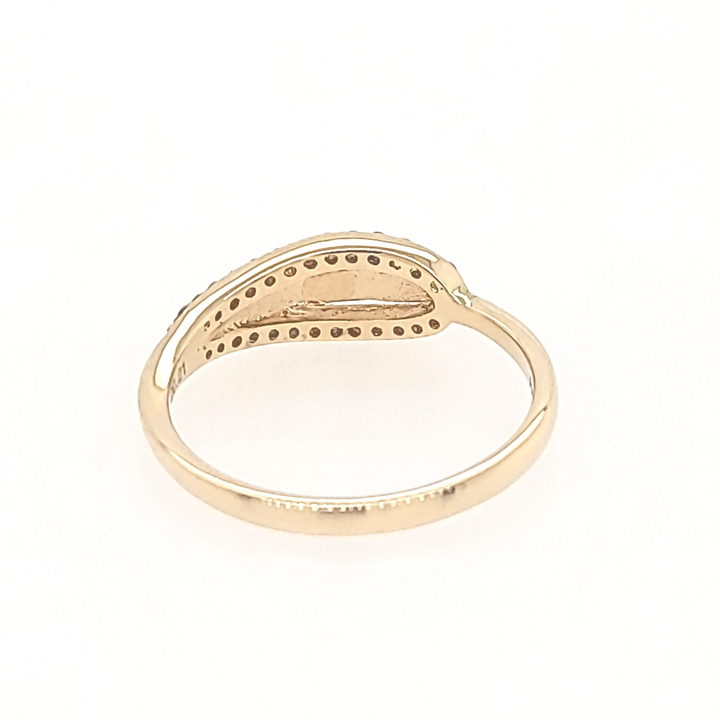 Timeless Glamour 14k Yellow Gold Ring