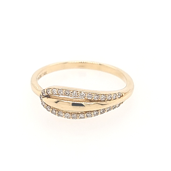 Timeless Glamour 14k Yellow Gold Ring