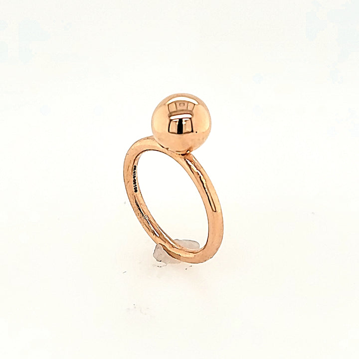Handcrafted Ring in 18k Gold