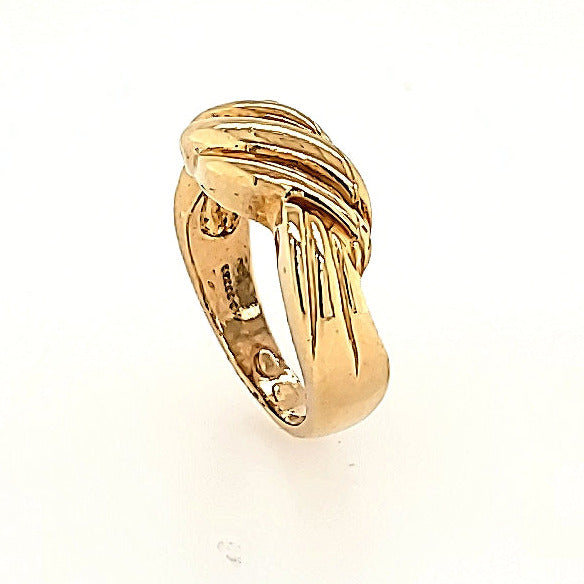 Knot Style Ring in 14k Gold