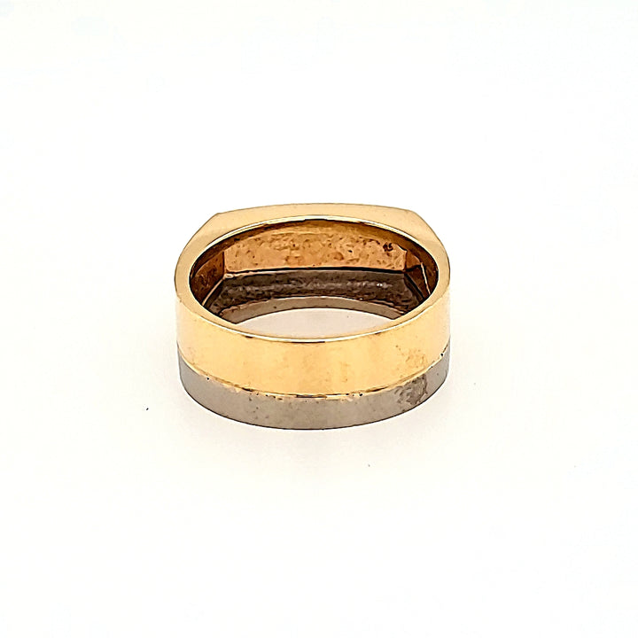 Handcrafted Wedding Band in 14k Gold