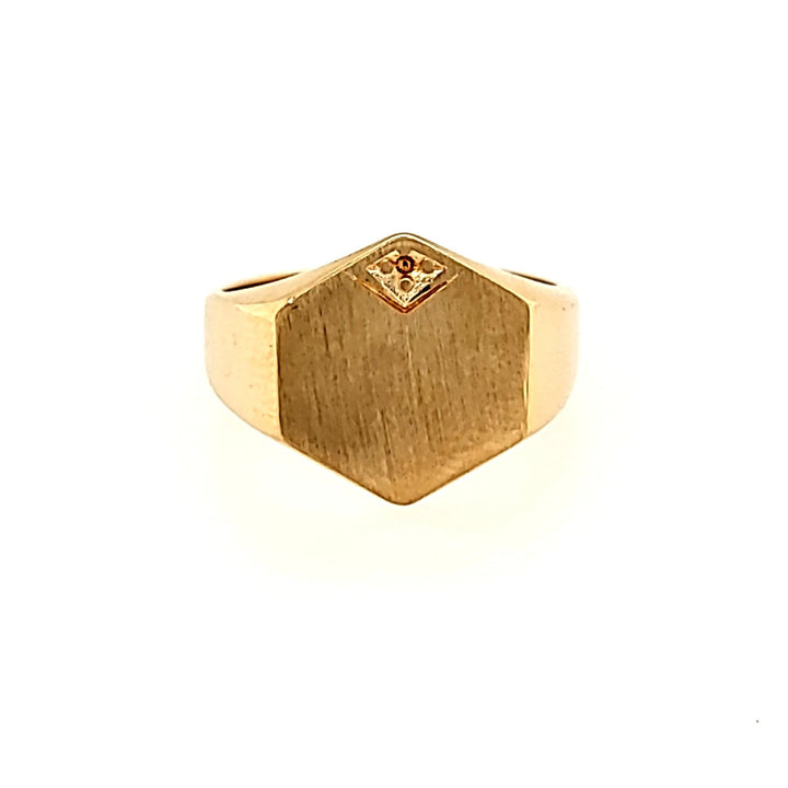 Signet Ring in 14k Gold