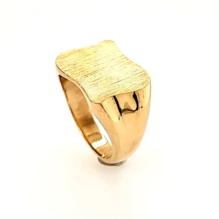 Free-form Style Signet Ring in 14k Gold