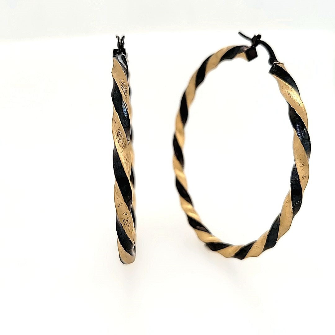 Twisted Hoop Earrings in 14k Gold