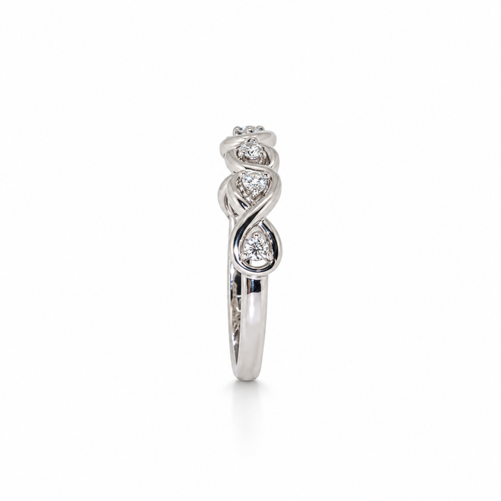 14K Gold Natural Diamond Infinity Twist Stacking Band (0.12 ctw)