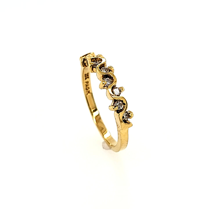 Diamond Wave Band in 14k Gold