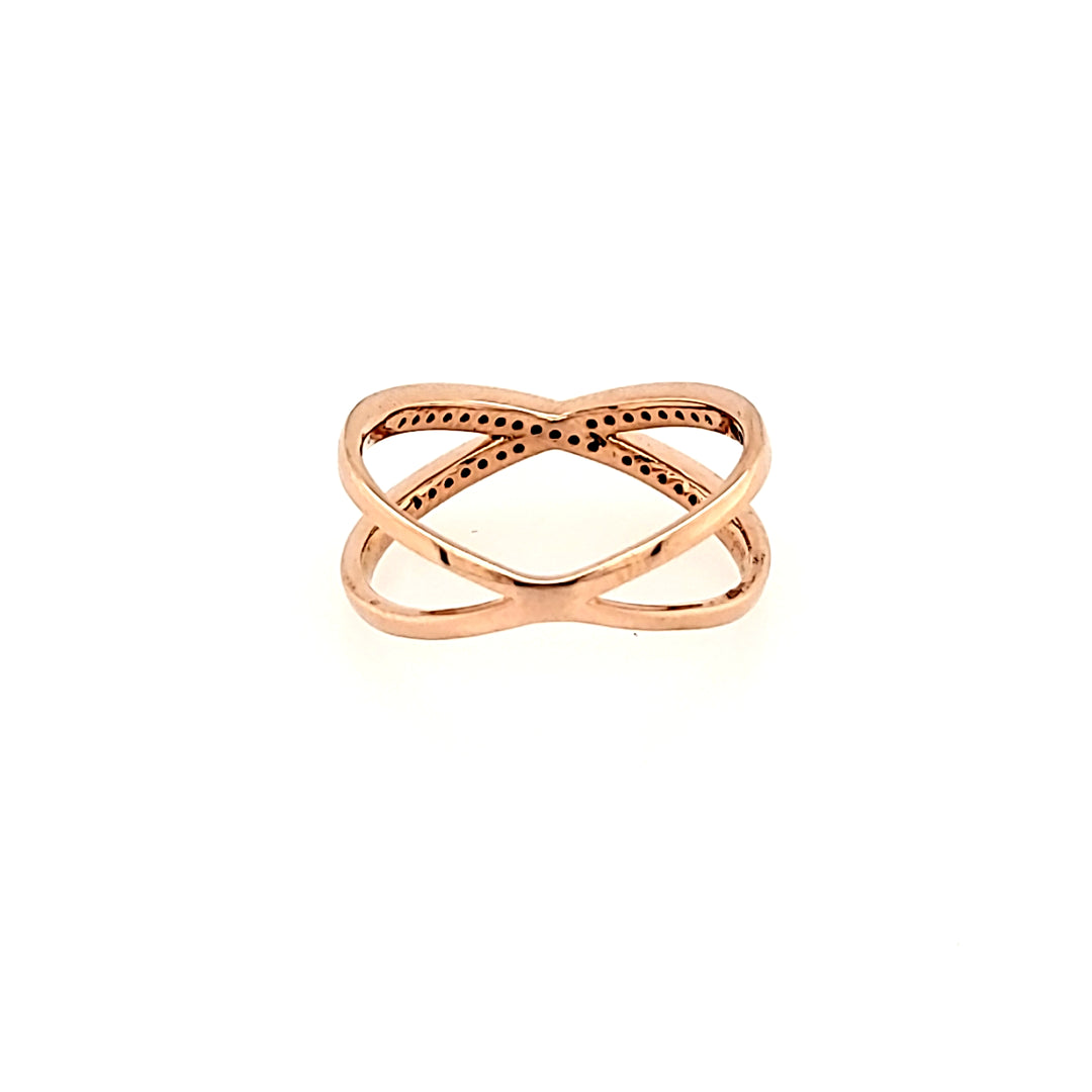 Cross Over Diamond Ring in 14k Gold