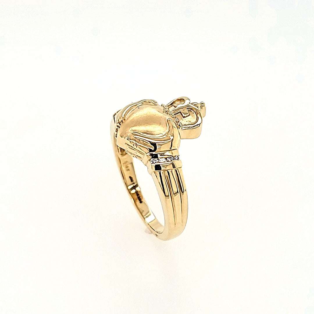 Claddagh Ring with Diamonds in 14k Gold