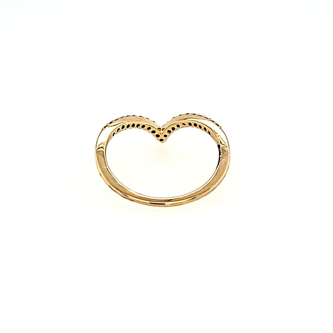 Diamond V Ring in 14k Gold