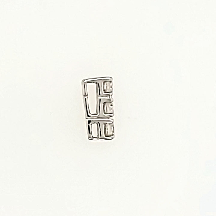 Three Stone Pendant in 18k Gold