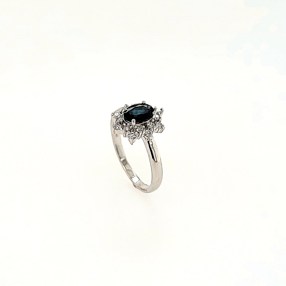 Blue Sapphire Cluster Ring in 14k Gold