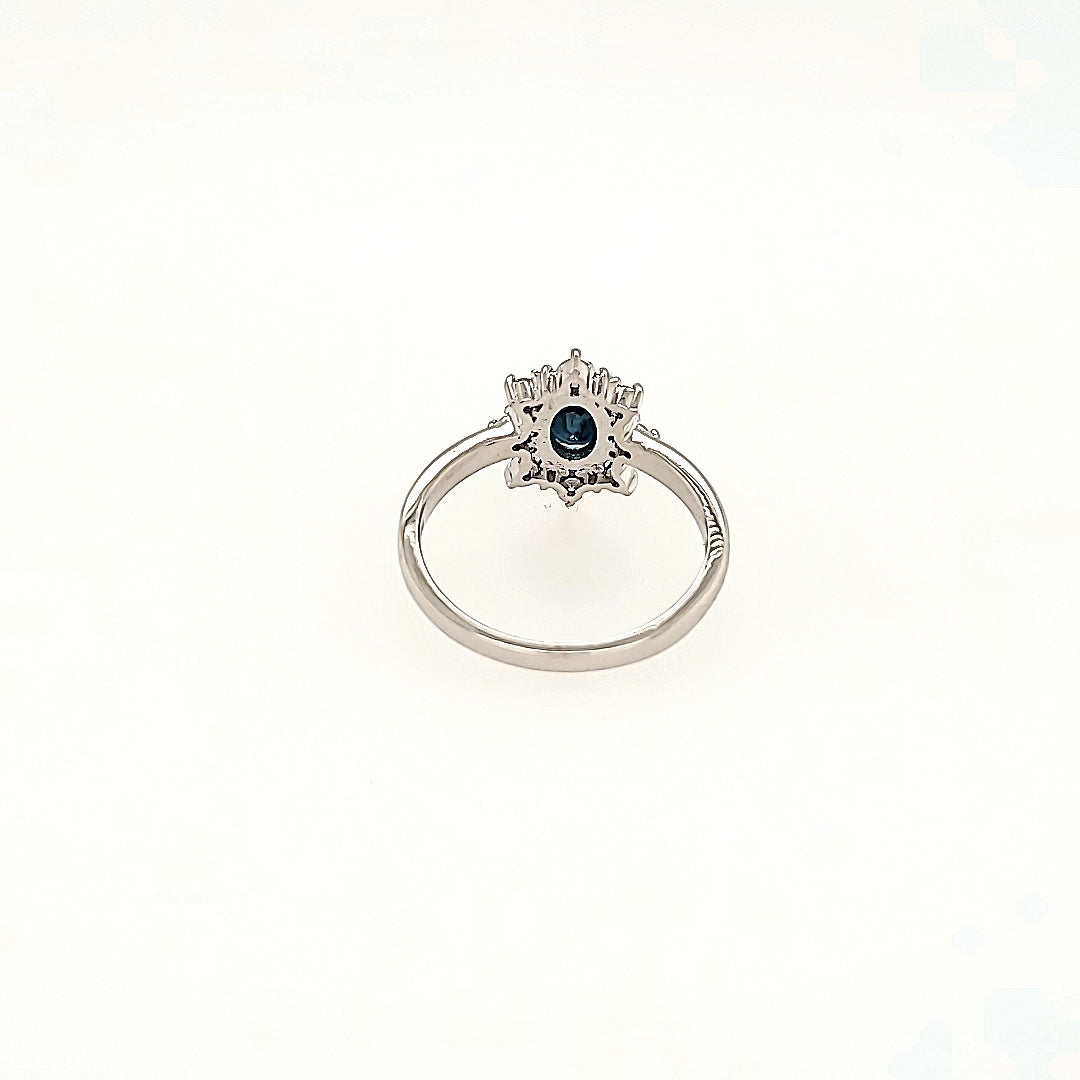 Blue Sapphire Cluster Ring in 14k Gold