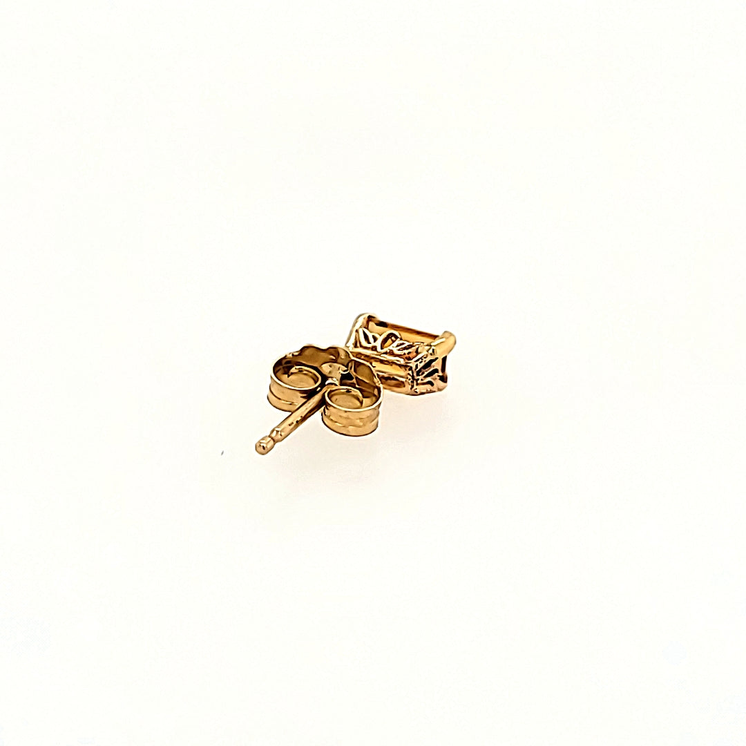 Baguette Cut Citrine Studs in 14k Gold