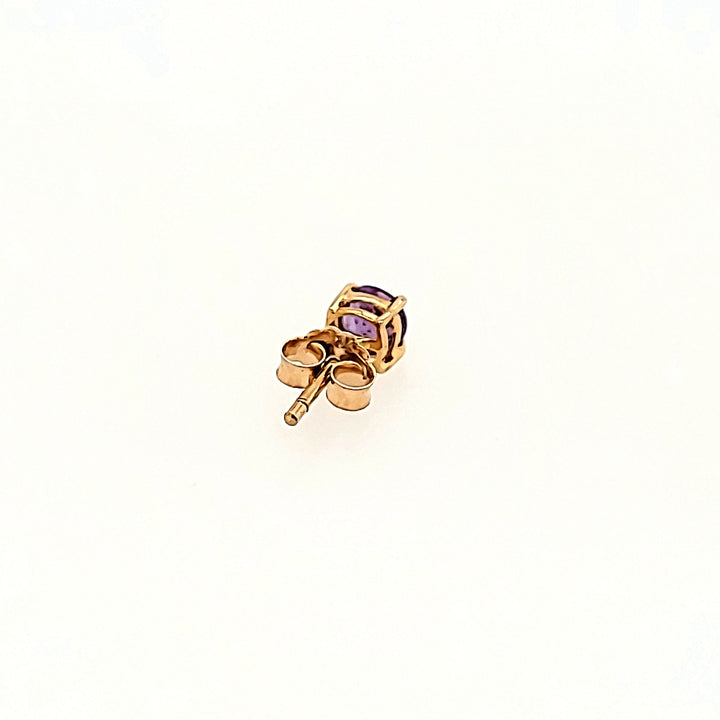 4mm Amethyst Stud Earrings in 14k Gold