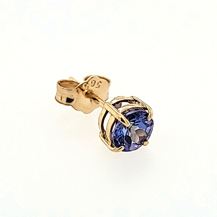 Round Cut Tanzanite Studs in 14k Gold