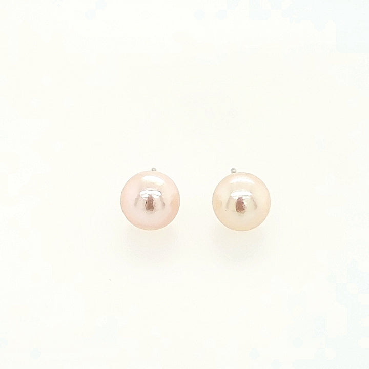 7mm Pearl Studs in 14k Gold