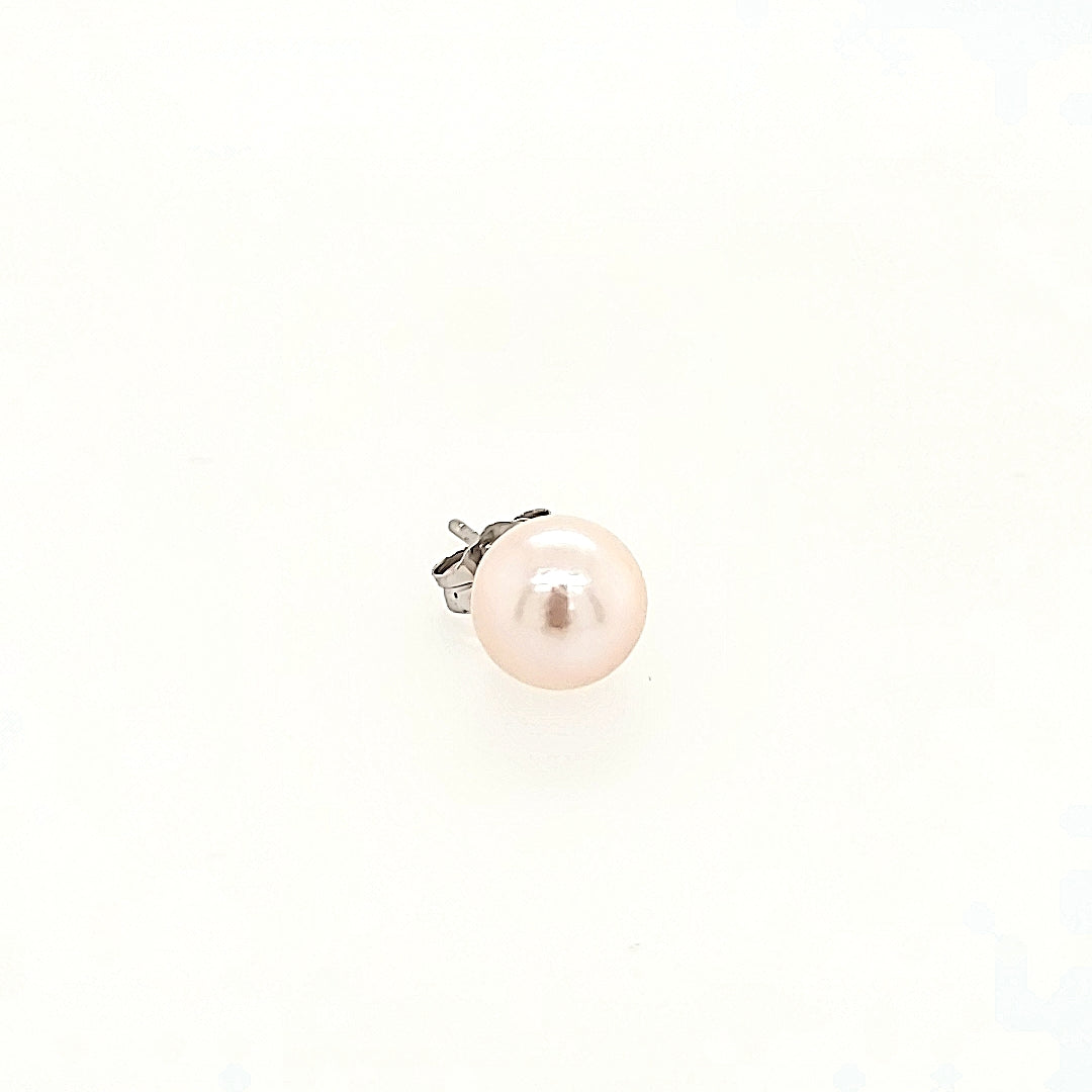 7mm Pearl Studs in 14k Gold
