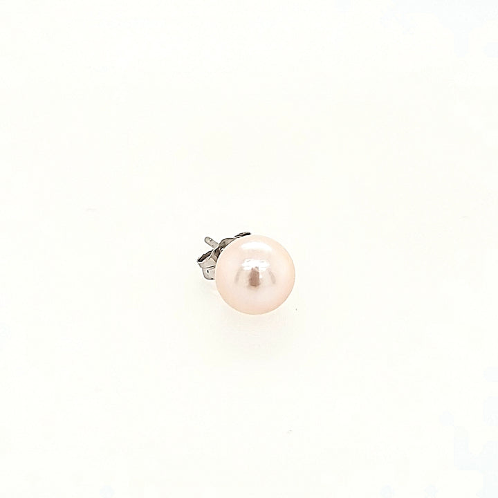7mm Pearl Studs in 14k Gold
