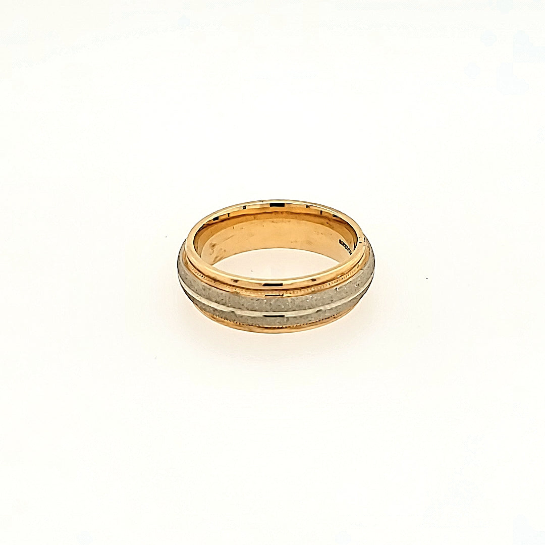 Diamond Cut Wedding Band in 10k Gold