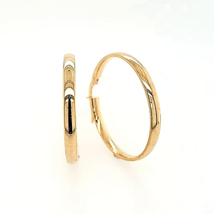 Hoop Earrings in 14k Gold