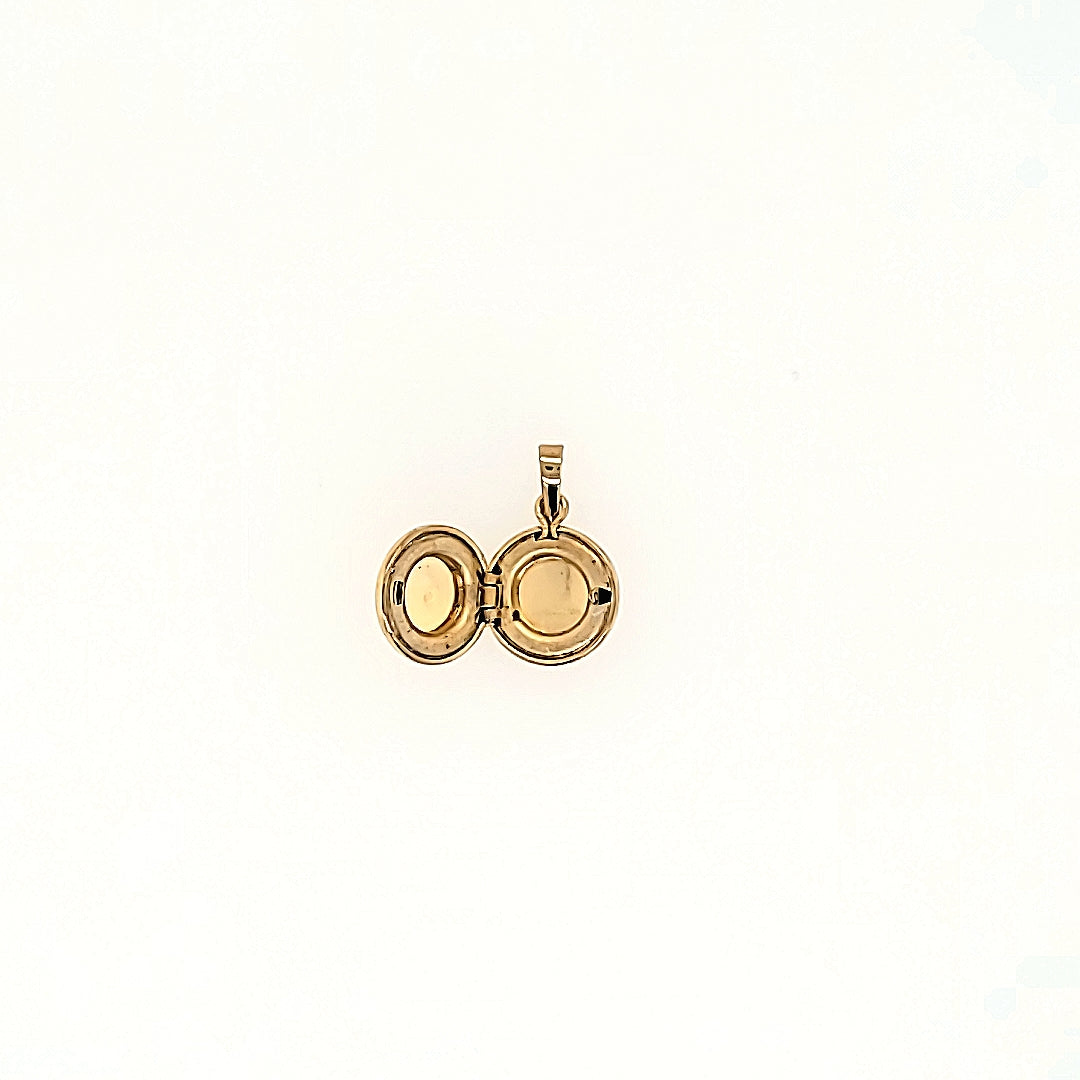 Circle Locket in 14k Gold