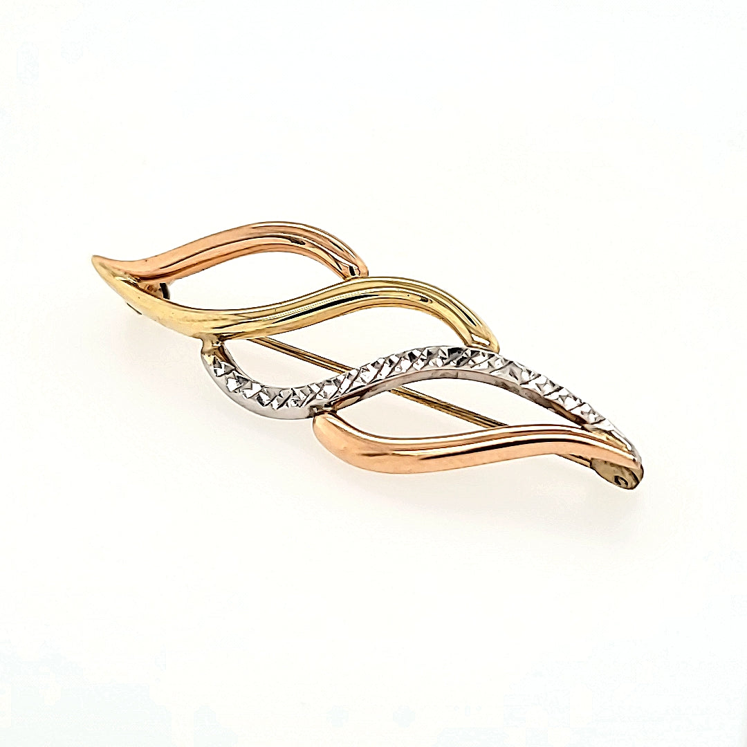 Swirl Brooch in 10k Gold